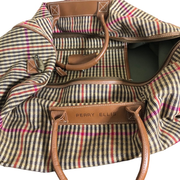 Vintage Perry Ellis Brown Plaid Carry On Weekender Travel Duffel Bag - Picture 15 of 17